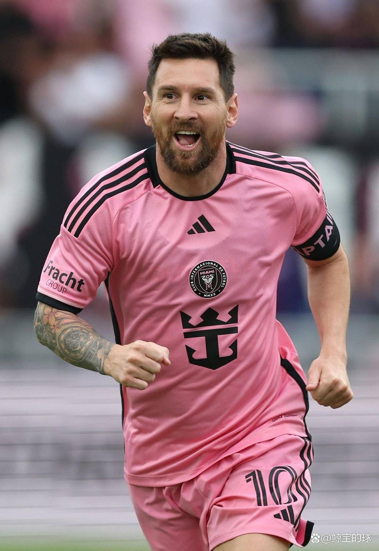 爱游戏APP-梅西迎来十五赛季出色发挥，西班牙队观众热烈欢呼！全场沸腾不已的简单介绍