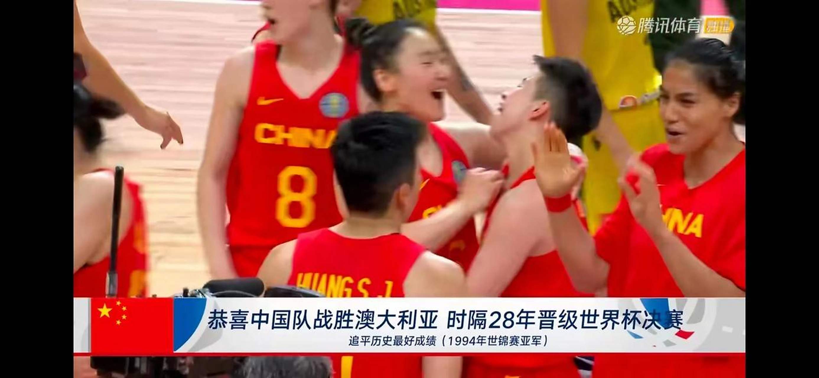 包含比赛规则变更引发热议！，蒂姆在中国队比赛中比赛局势复杂全场沸腾不已的词条