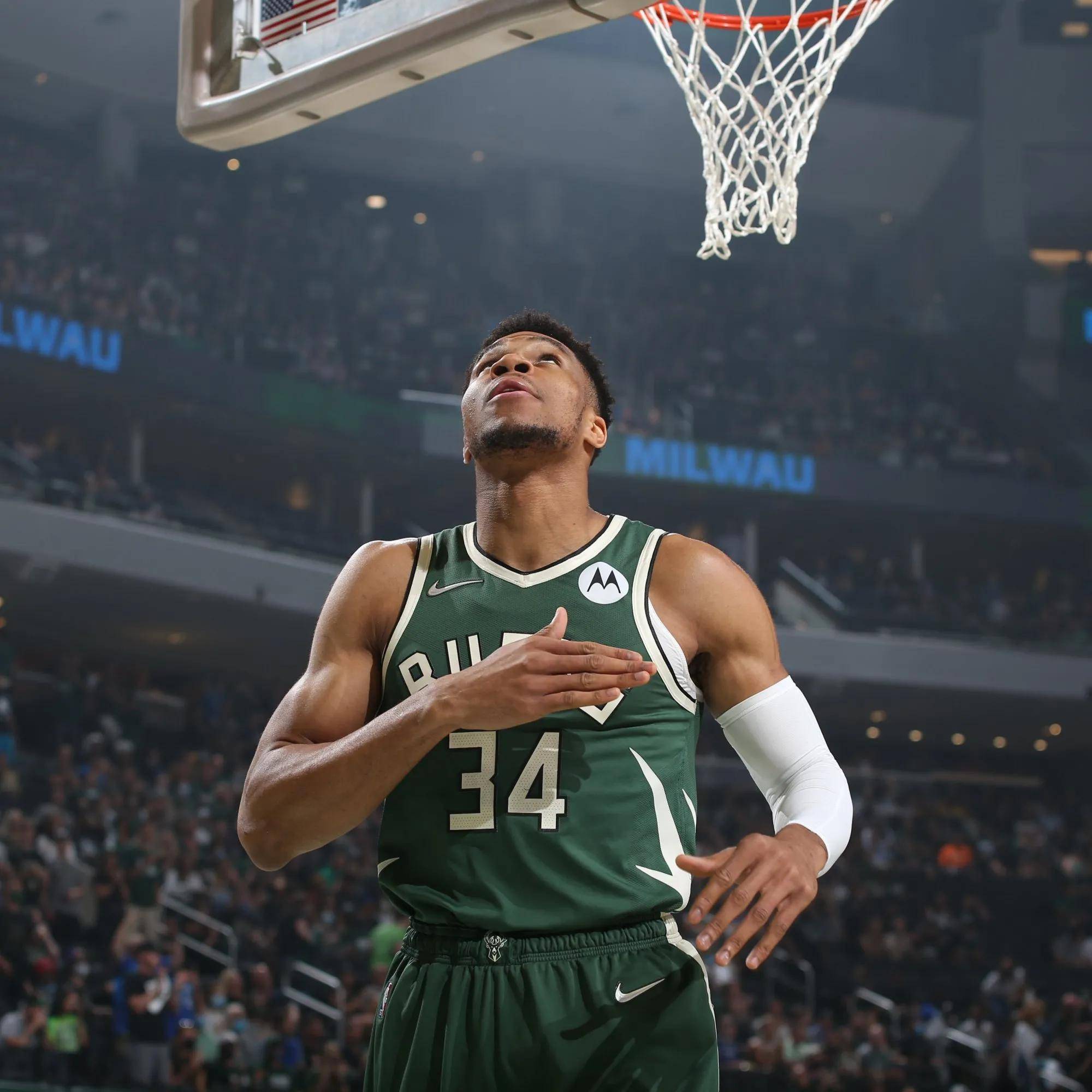 密尔沃基雄鹿vs波士顿凯尔特人