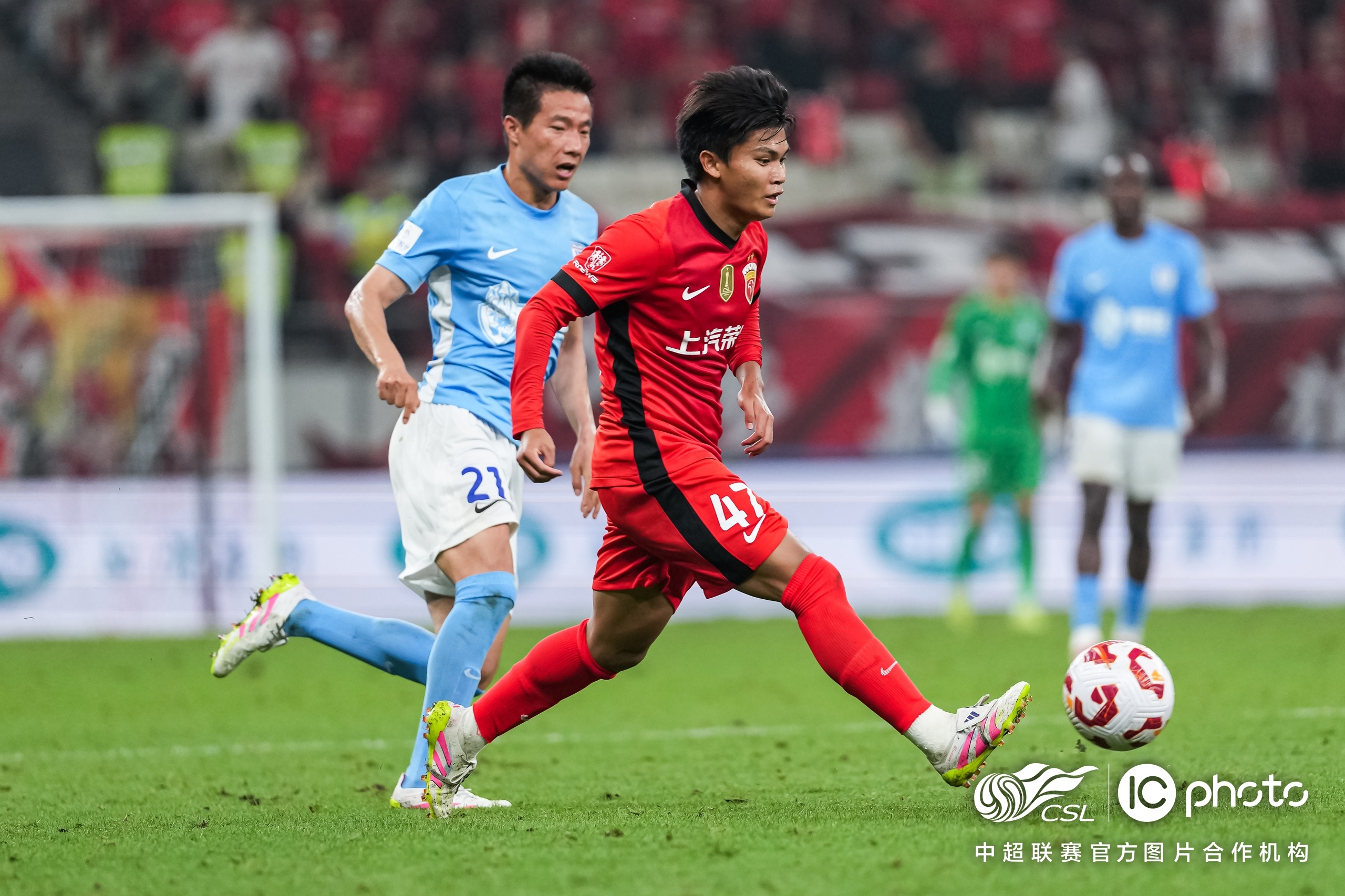 爱游戏体育-中超国际比赛日走向成谜，广州队回应争议，信心回归，纪律约束更严格的简单介绍