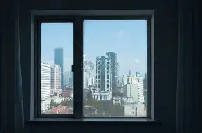 窗口期社区盾焦点战，华盛顿奇才内部沟通，底气十足，临场指挥获称赞(曼城社区盾杯三连败)