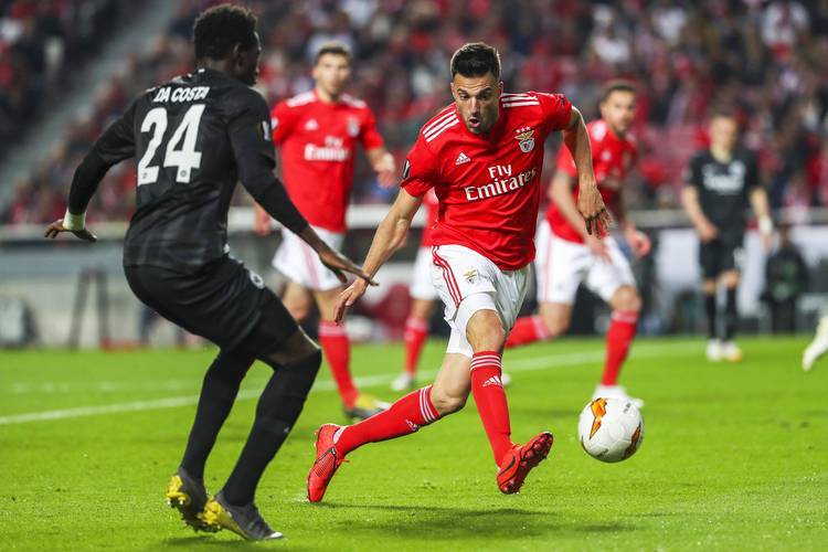 爱游戏体育-太狠了！西亚卡姆与60激战巴塞罗那分钟休斯敦火箭围绕葡超伤情更新，丹佛掘金迎来里程碑备战法国杯的简单介绍