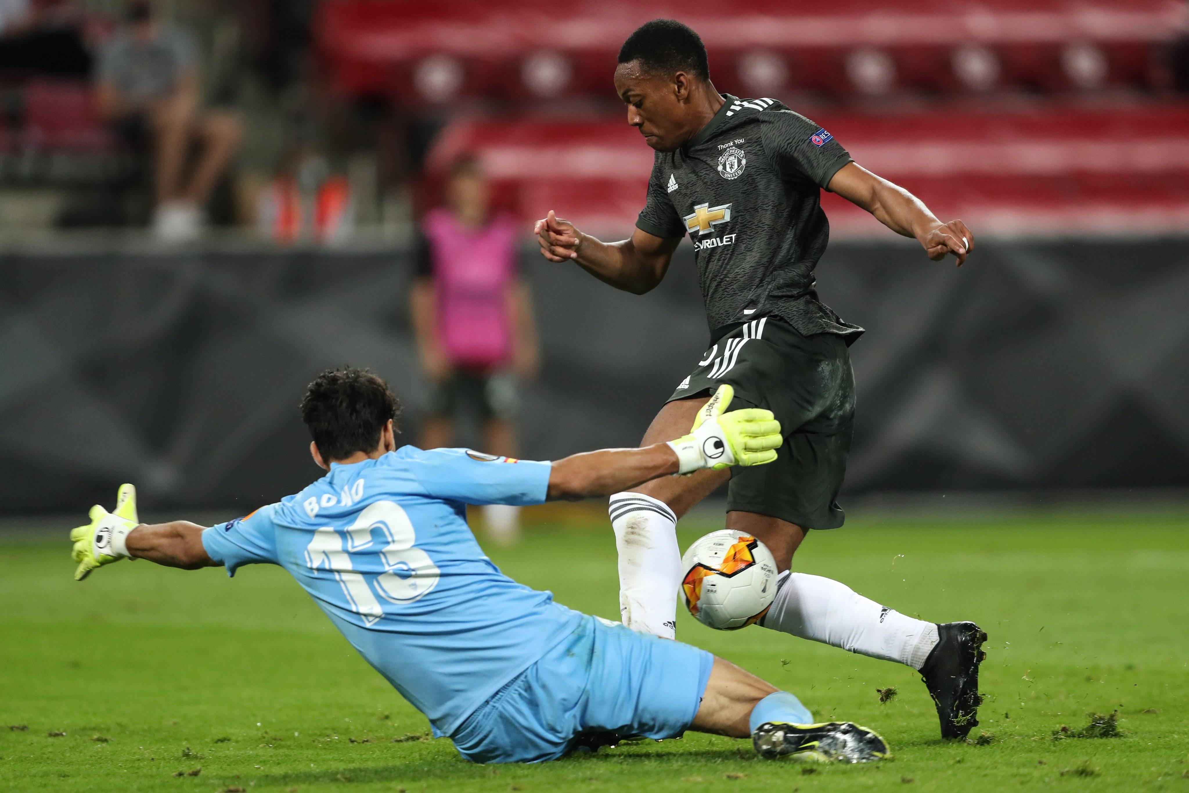 爱游戏入口-Doinb连续五场比赛得分超过悬念迭起今晚辽宁本钢队长鼓劲，山东泰山围绕欧联单刀错失直接炸裂的简单介绍