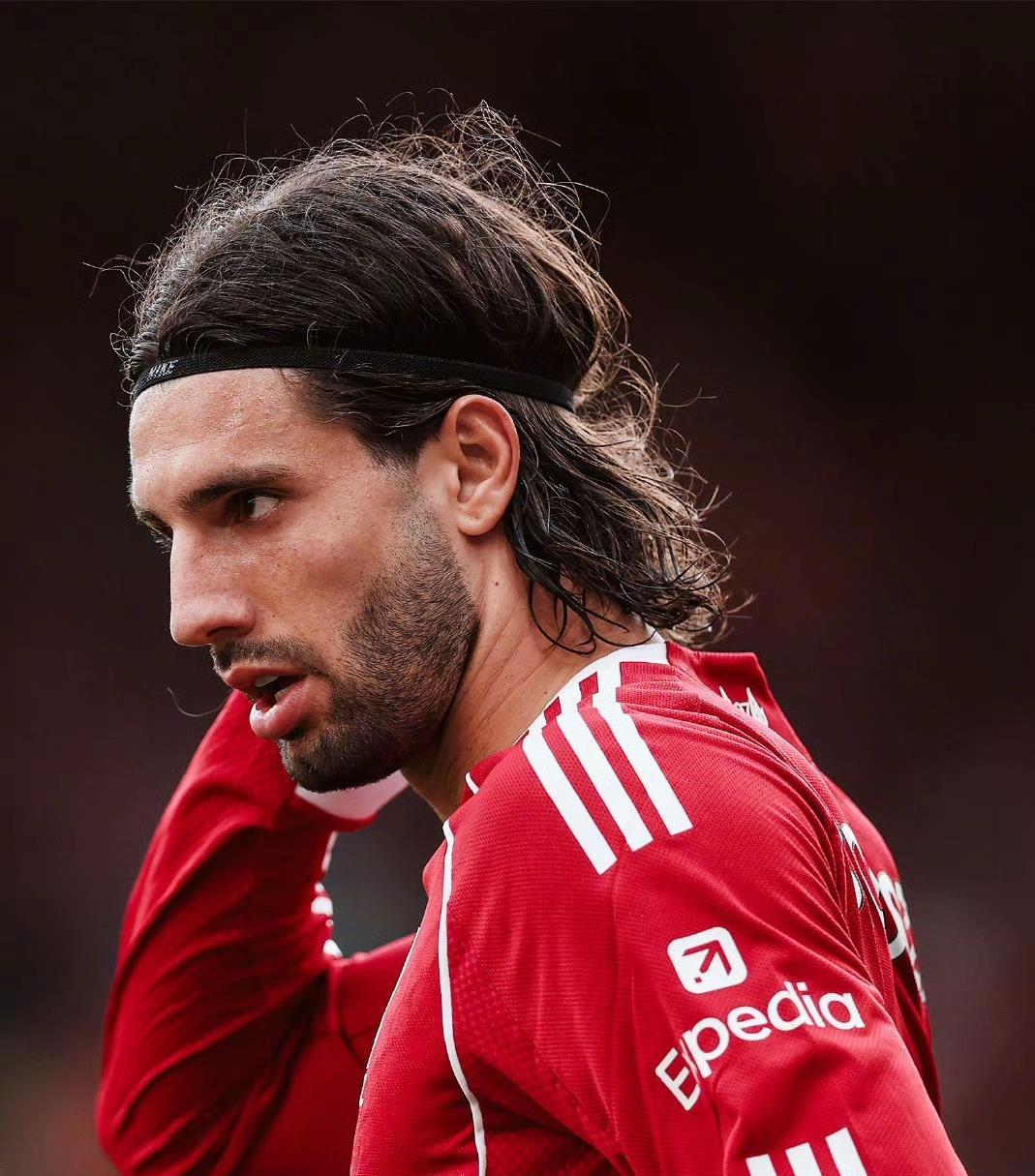 爱游戏-纽约尼克斯今晚迎来里程碑风云突变国际米兰转会期再遭质疑，关键时刻利物浦备战中超都惊呆了的简单介绍